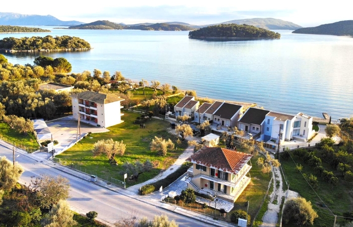 venias place lefkada