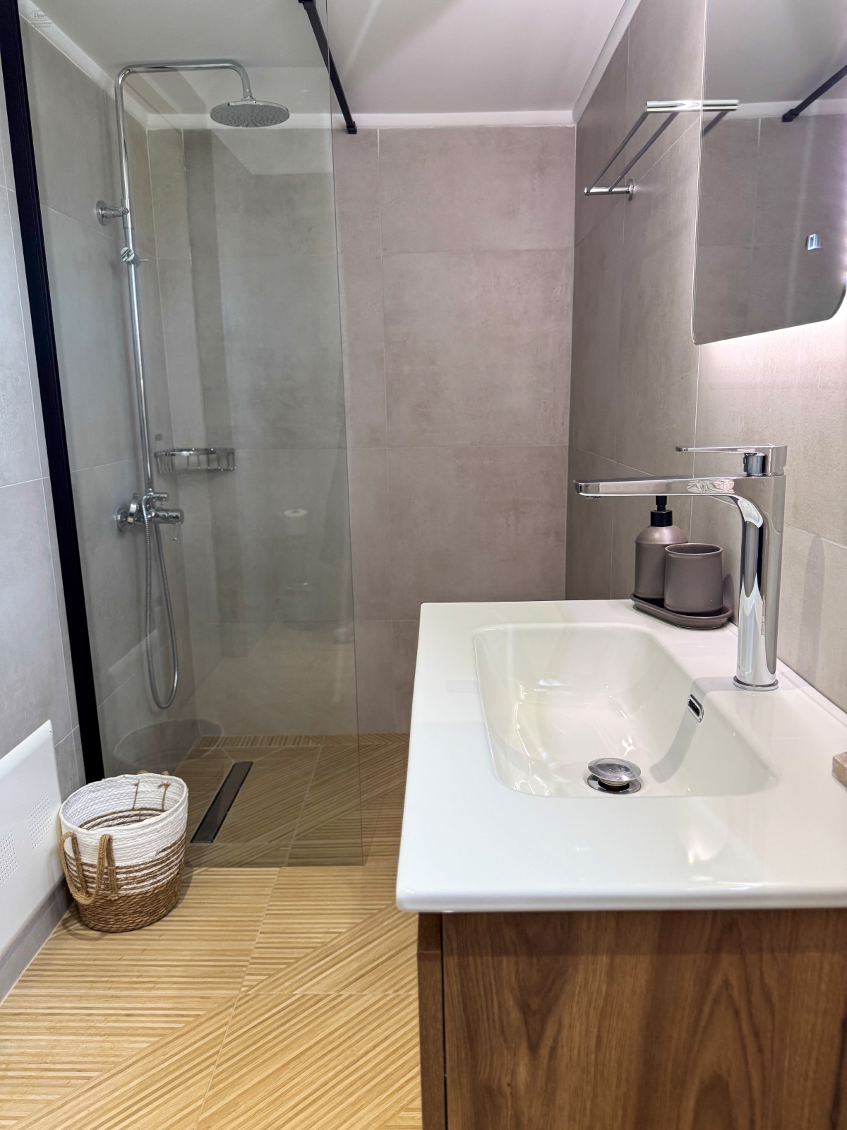 venias place lefkada